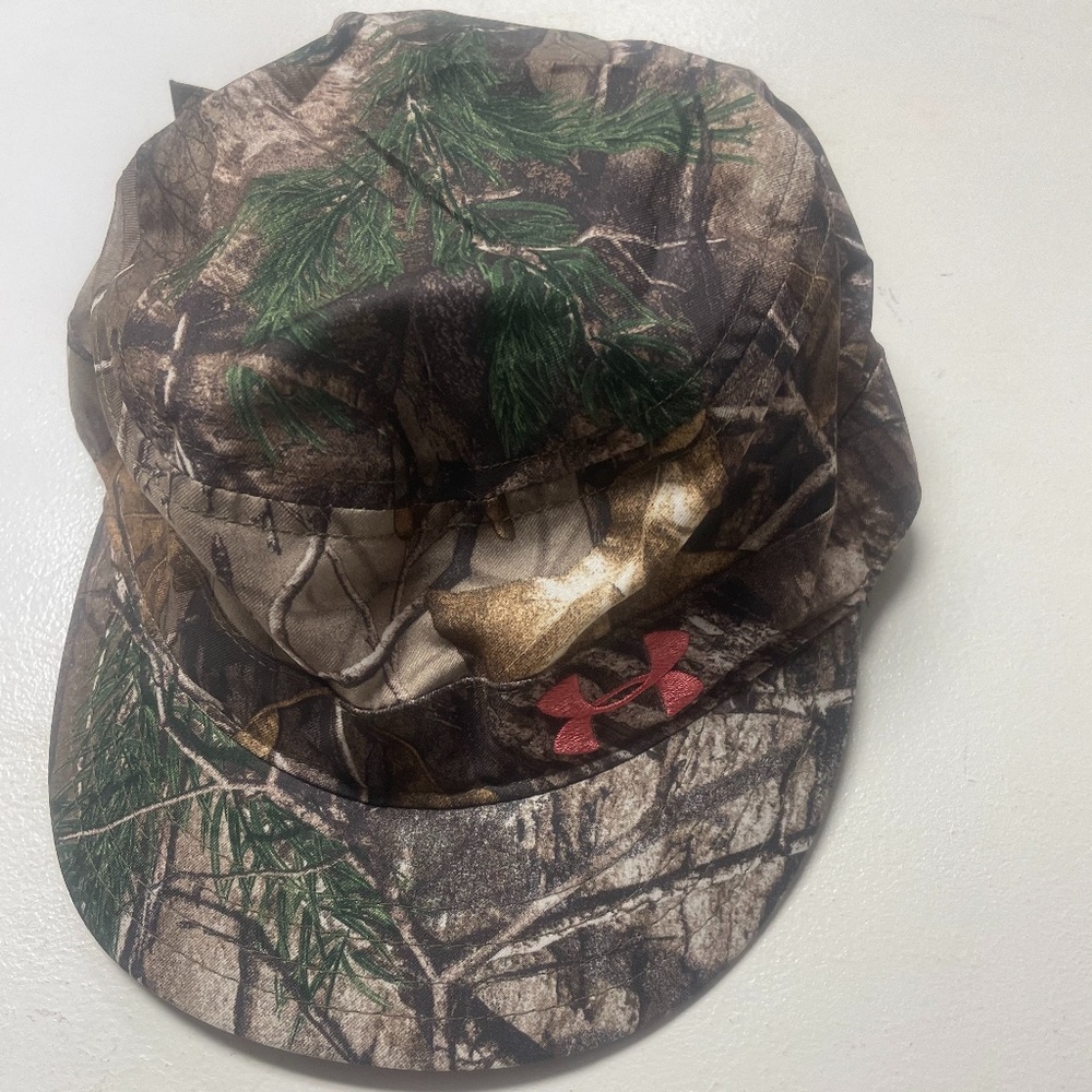 Under Armour camo camouflage  women’s hat cap